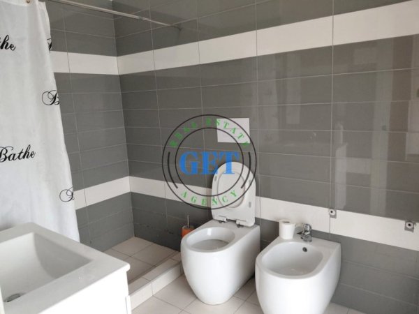 Durres, jepet me qera apartament 1+1+Ballkon Kati 2, 65 m² 370 € (Vollga)