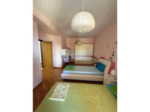 Kavaje, shitet apartament 2+1+Aneks+Ballkon , 156 m² 350.000 € (Qerret)