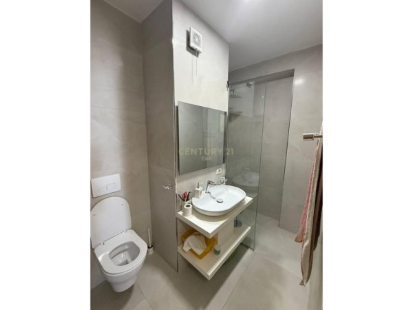 Kavaje, shitet apartament 2+1+Aneks+Ballkon , 156 m² 350.000 € (Qerret)