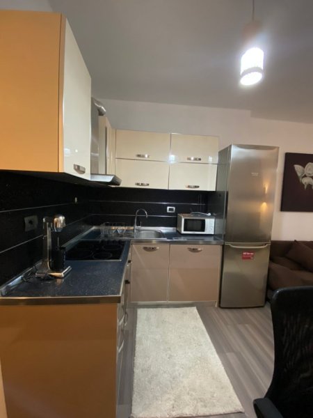 Tirane, jepet me qera garsonier Kati 2, 35 m² 330€ (Rrapo hekali)