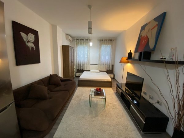 Tirane, jepet me qera garsonier Kati 2, 35 m² 330€ (Rrapo hekali)