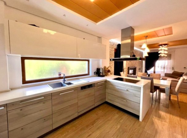 Vile me Qera : 3+1+3wc📍Rezidenca Colombo 2 (TEG) - 2500€ - S.224m² - Arredim me Arkitekt✨