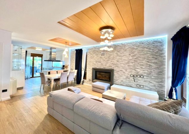 Vile me Qera : 3+1+3wc📍Rezidenca Colombo 2 (TEG) - 2500€ - S.224m² - Arredim me Arkitekt✨