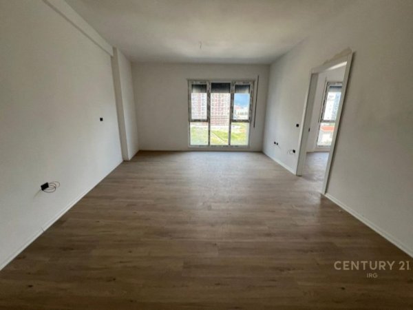 Tirane, shitet apartament 2+1+Aneks+Ballkon Kati 3, 108 m² 185.000 € (Jordan Misja)