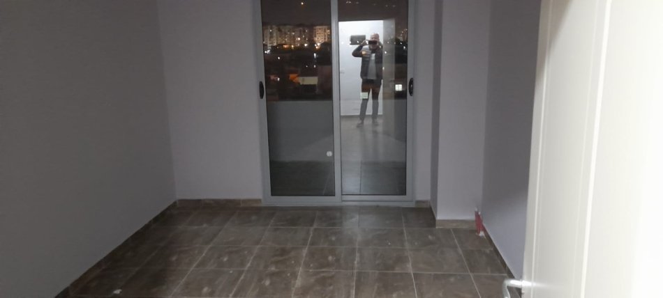 Tirane, jepet me qera apartament 2+1 Kati 4, 320 € 