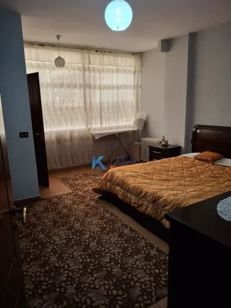 Tirane, jap me qera apartament 2+1+Ballkon Kati 2, 103 m² 520 € (Astir, prane bar Bohem)