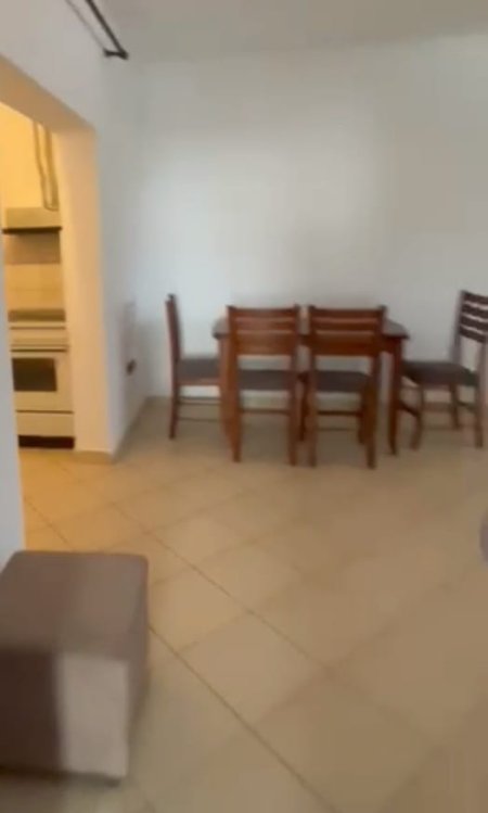 Tirane, jepet me qera apartament 2+1 Kati 3, 410 € 