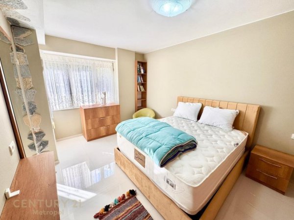 Tirane, jepet me qera apartament 2+1 , 70 m² 750 € 