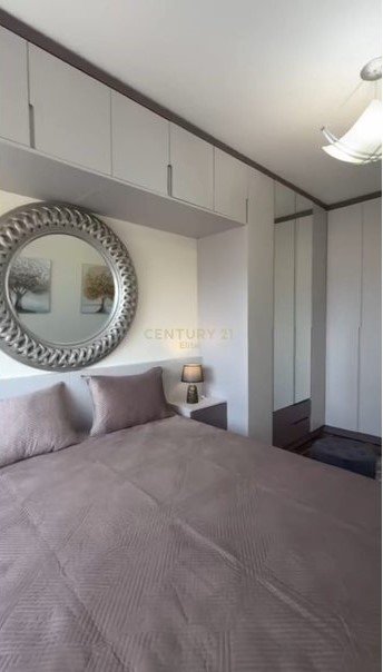 Tirane, jepet me qera apartament 1+1+Aneks+Ballkon Kati 8, 70 m² 800 € 