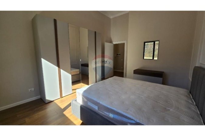 Tirane, jepet me qera apartament 1+1+Ballkon Kati 1, 70 m² 650 € (Liqeni i Thate)
