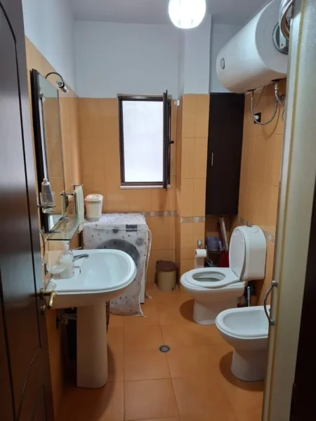 jepet me qera apartament 2+1, Kati 3, 103 m²  50,000 LEK(Astir)