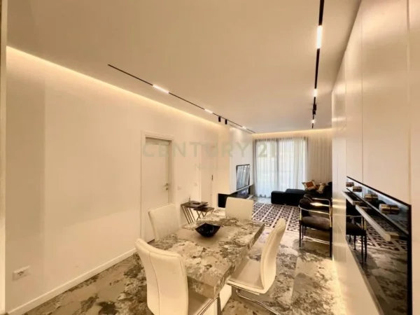 Tirane, jepet me qera apartament 1+1+Aneks+Ballkon Kati 3, 77 m² 1.200 € (Neom125447)