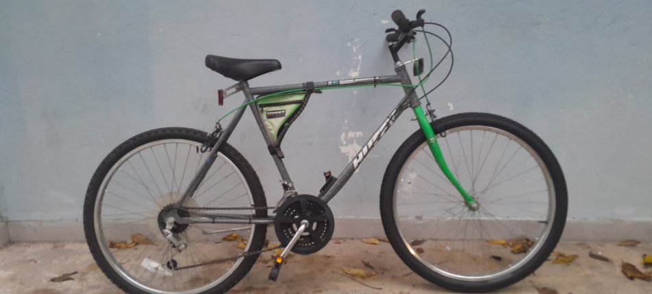 Tirane, njoftim biciklete gri e erret 120 €