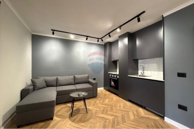 Tirane, shitet apartament 3+1 Kati 4, 107 m² 268.000 € 