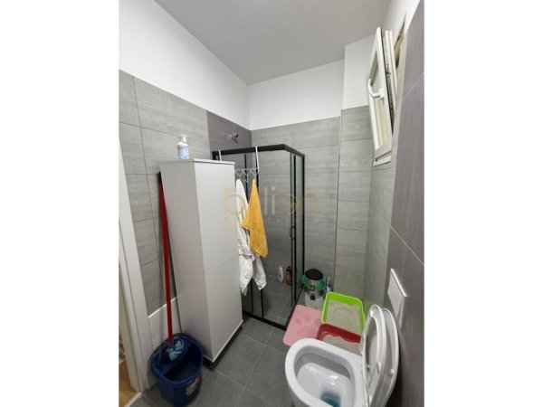 Tirane, jepet me qera 2+1 , 98 m² 700 € (Don Bosco)