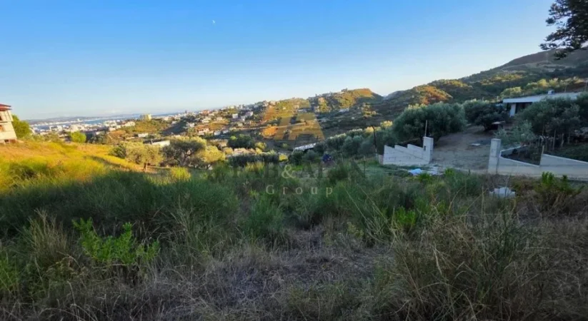 Durres, shitet toke , 2.500 m² 112.500 € (Spitalle)