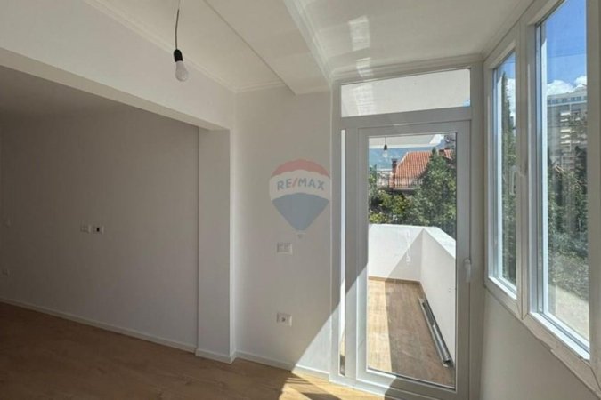 Tirane, shitet apartament 1+1 , 51 m² 125.000 € (Don Bosko)