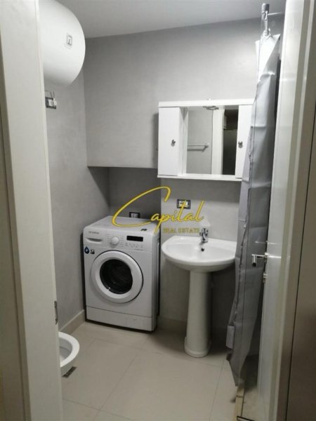 Tirane, jepet me qera apartament 2+1 Kati 3, 80 m² 450 € (ALLIAS)