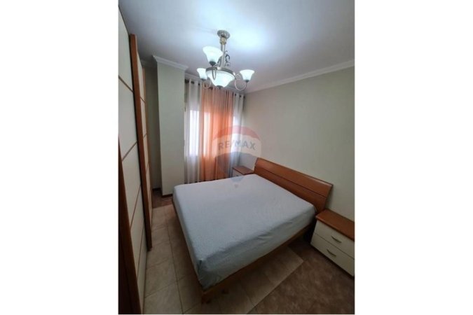 Tirane, shitet apartament 3+1 , 138 m² 295.000 € (Stacioni i Trenit)