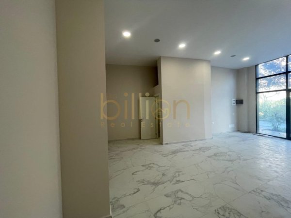 Tirane, jepet me qera ambjent biznesi , 63 m² 400 € (Laprake)