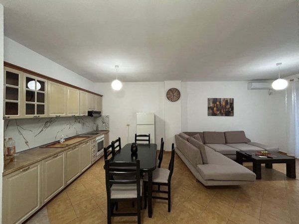 Tirane, jepet me qera apartament 2+1+Ballkon Kati 7, 115 m² 510 € (Astir/Rr.Aleksandri i Madh)