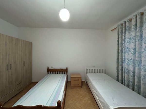 Tirane, jepet me qera apartament 2+1+Ballkon Kati 7, 115 m² 510 € (Astir/Rr.Aleksandri i Madh)