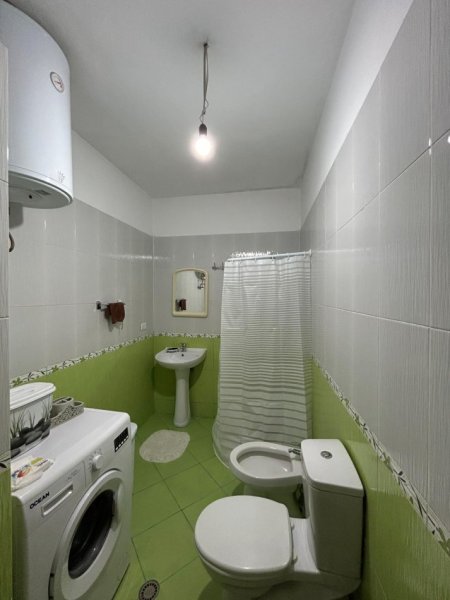 Tirane, jepet me qera apartament 2+1+Ballkon Kati 7, 115 m² 510 € (Astir/Rr.Aleksandri i Madh)