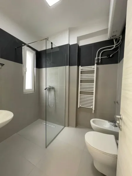 🏢Apartament 2+1 me Qira –📍 River Residence, Unaza e Re