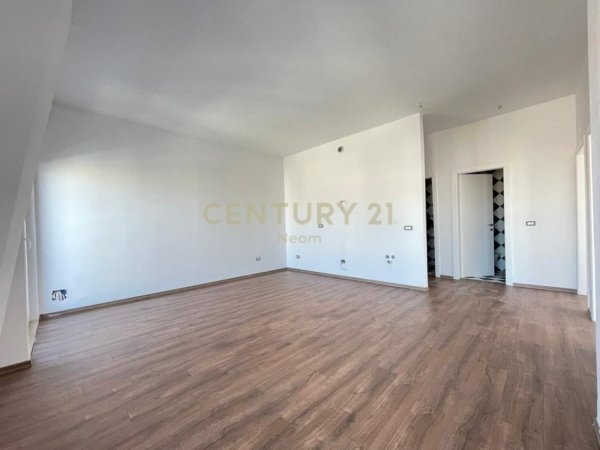 Tirane, shitet apartament 2+1+Aneks+Ballkon Kati 3, 103 m² 158.999 € (Porta Tirane e Re, Sauk i Ri)