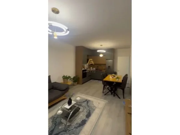 Tirane, shitet apartament 2+1 Kati 1, 84 m² 120.000 € (Univers City, QTU)