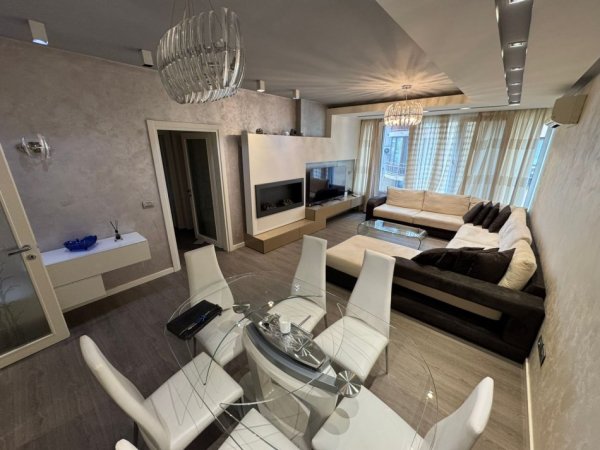 Tirane, shitet apartament 2+1 , 127 m² 379.000 € (Bllok)