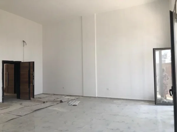 Tirane, shitet ambjent biznesi Kati 1, 89 m² 250.000 € (Ish Profarma)