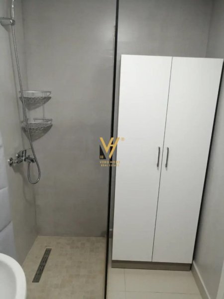Tirane, jepet me qera apartament 2+1+Ballkon Kati 2, 80 m² 450 € (ALLIAS)