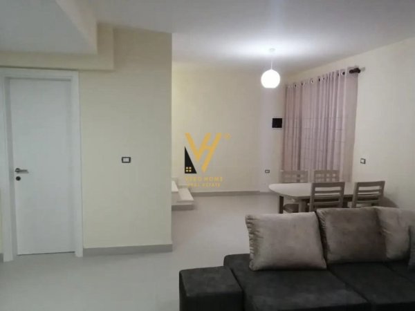Tirane, jepet me qera apartament 2+1+Ballkon Kati 2, 80 m² 450 € (ALLIAS)