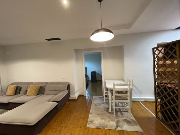 Tirane, shitet apartament 2+1+Ballkon Kati 1, 92 m² 129.000 € (Rruga Irfan Tomini- JO BLERES ME KREDI)