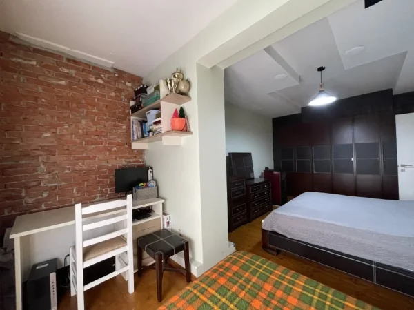 Tirane, shitet apartament 2+1+Ballkon Kati 1, 92 m² 129000 € Rruga Irfan Tomini