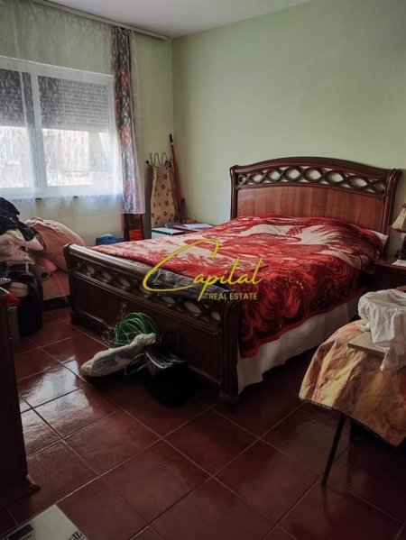 Tirane, jepet me qera apartament 1+1 Kati 3, 75 m² 600 € (KOMUNA E PARISIT)