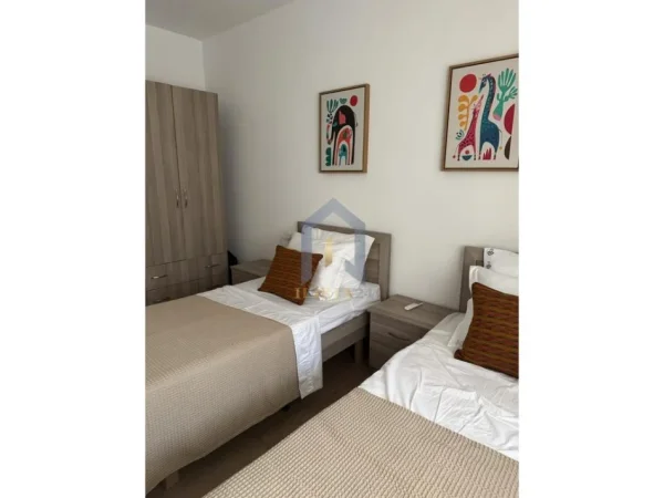 Tirane, jepet me qera apartament 1+1 Kati 2, 70 m² 850 €