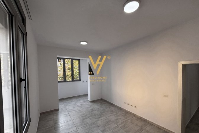 Tirane, jepet me qera zyre Kati 2, 75 m² 500 € (RRUG E DIBRES, MEDRESEJA)