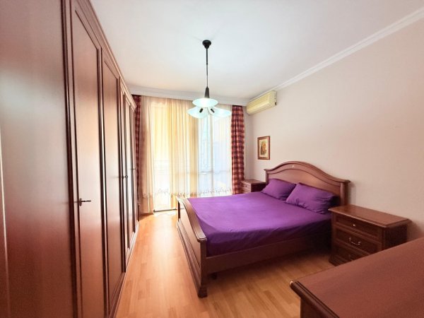 Tirane, jepet me qera apartament 2+1 Kati 2, 135 m² 750 € (Pranë Inxhinierisë, tek Doro City)