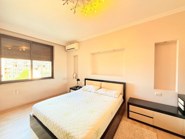 Tirane, jepet me qera apartament 2+1 Kati 2, 135 m² 750 € (Pranë Inxhinierisë, tek Doro City)