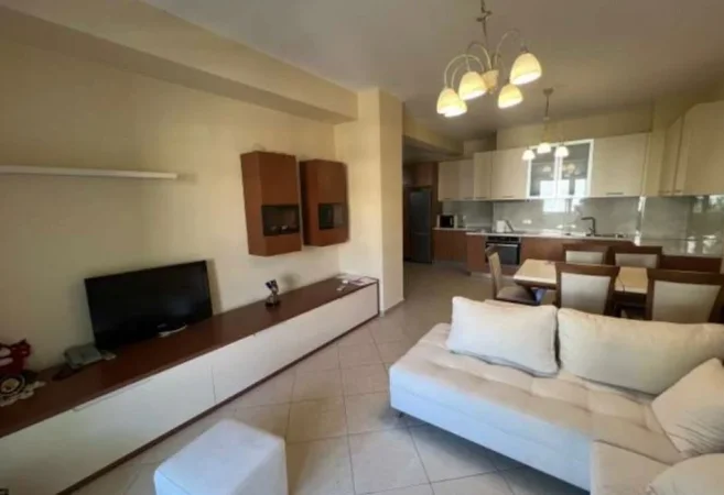 Tirane, jepet me qera apartament 2+1 Kati 6, 700 € 