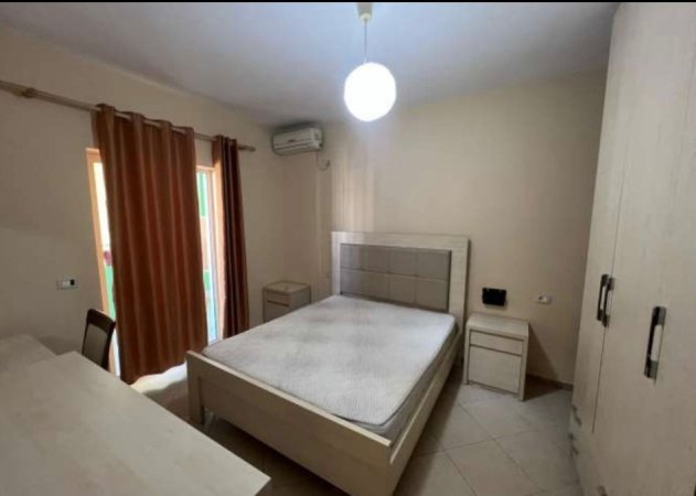 Tirane, jepet me qera apartament 2+1 Kati 6, 700 € 