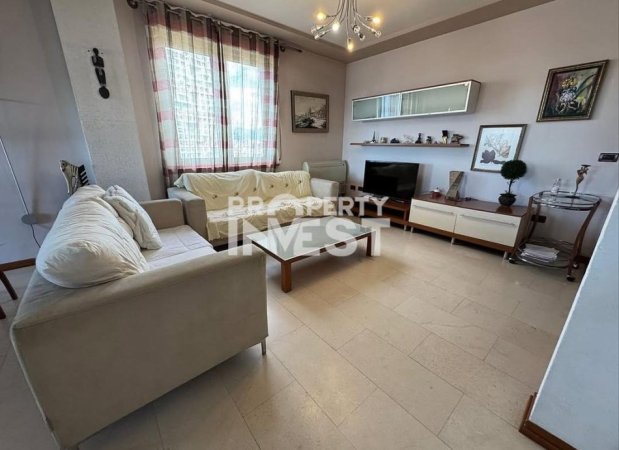 Tirane, jepet me qera apartament 2+1+Ballkon Kati 7, 145 m² 1.700 € (Rruga e Elbasanit)
