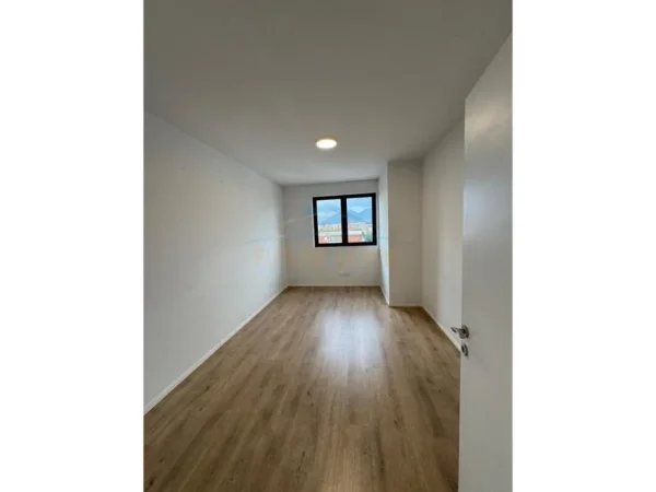 SHITET APARTAMENT 2+1 , REZIDENCA FUTURE HOME, UNAZE E RE