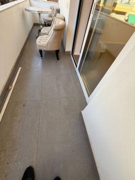 Tirane, jepet me qera zyre , 130 m² 1.500 € (Zogu i Zi)