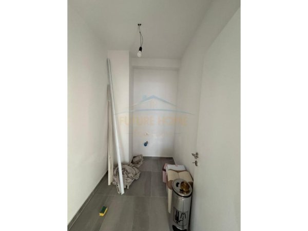 Tirane, shitet apartament 2+1 Kati 8, 124 m² 204.000 €
