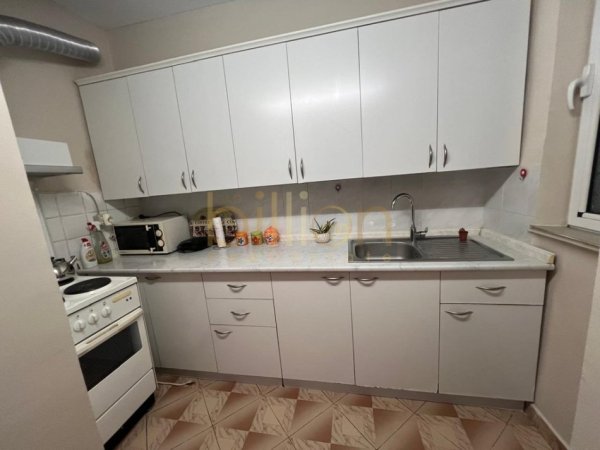 Tirane, jepet me qera apartament 1+1+Aneks+Ballkon , 80 m² 500 € (Brryli)
