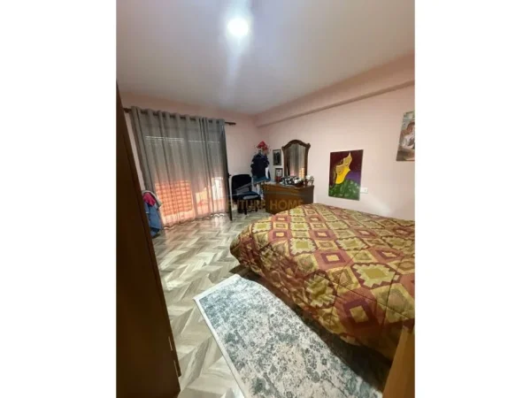 SHITET APARTAMENT 2+1 TEK 5MAJI