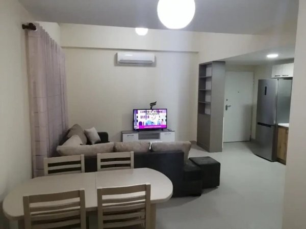 Tirane, jepet me qera apartament 2+1 Kati 2, 80 m² 450 € (ALLIAS)